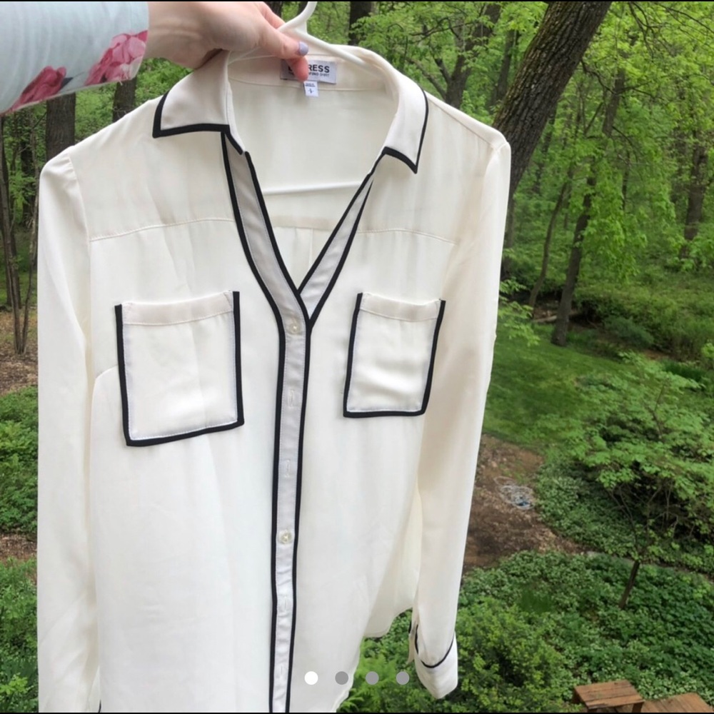 White Dress Blouse✨ Size Small-Large • Express